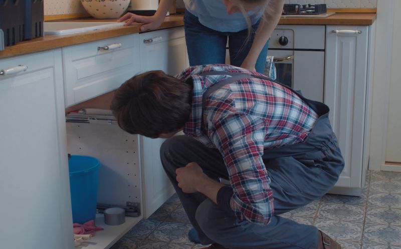 Local Plumbing Leak Detection pros at work